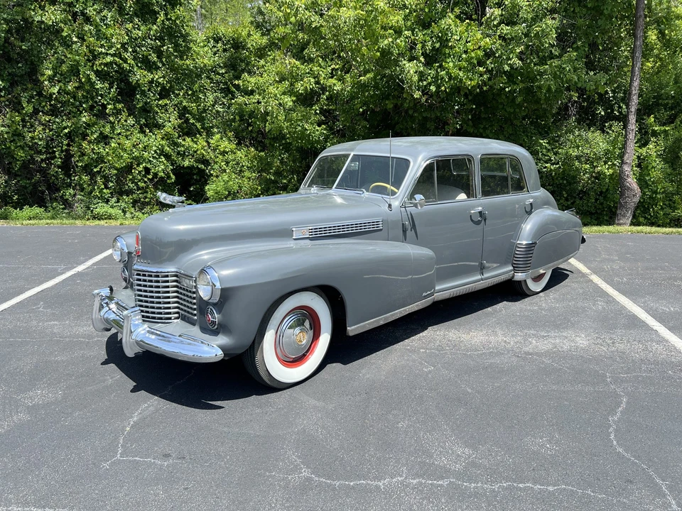 1941 Cadillac Sixty Special - Image 2 of 31