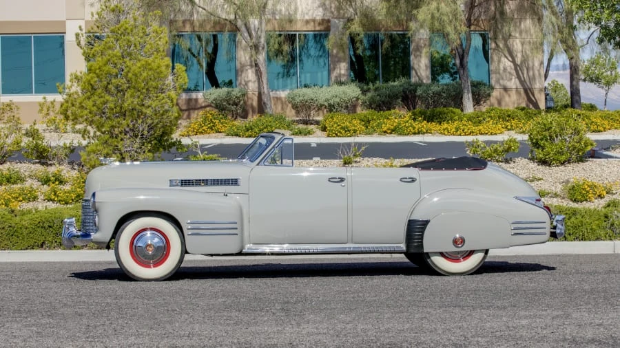 1941 Cadillac Series 61 - Image 2 of 20