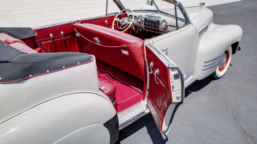 1941 Cadillac Series 61 - Image 12 of 20
