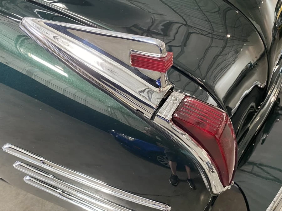 1941 Cadillac Series 61 - Image 4 of 13
