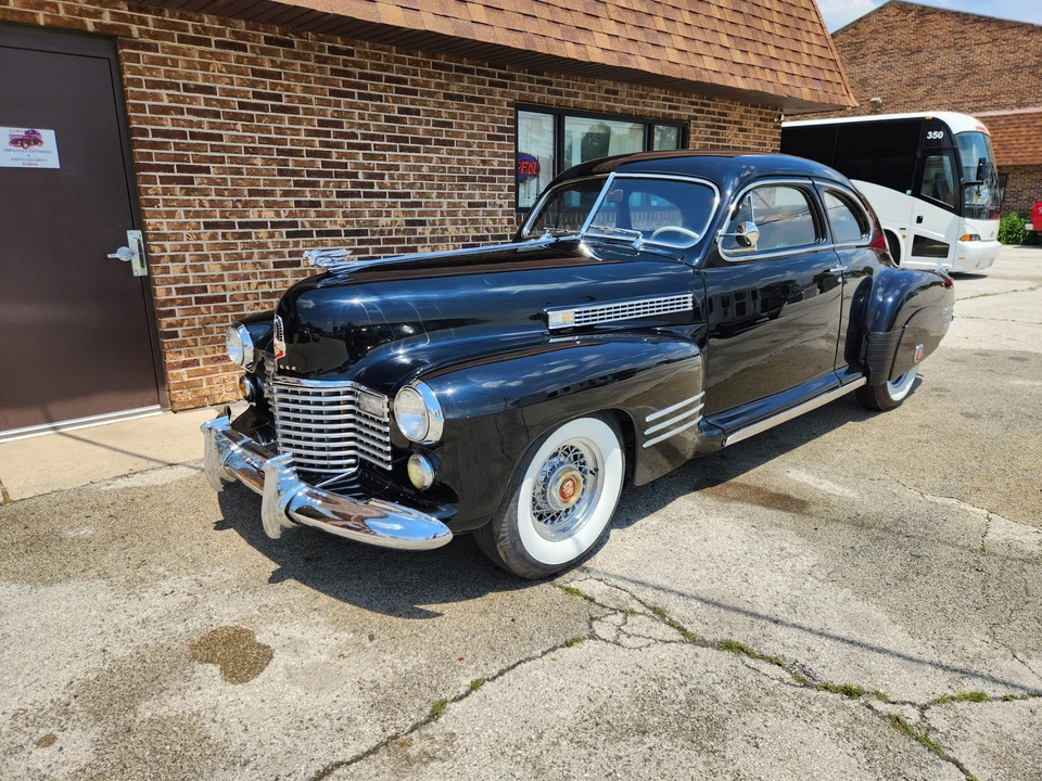 1941 Cadillac Series 61 - Image 2 of 31