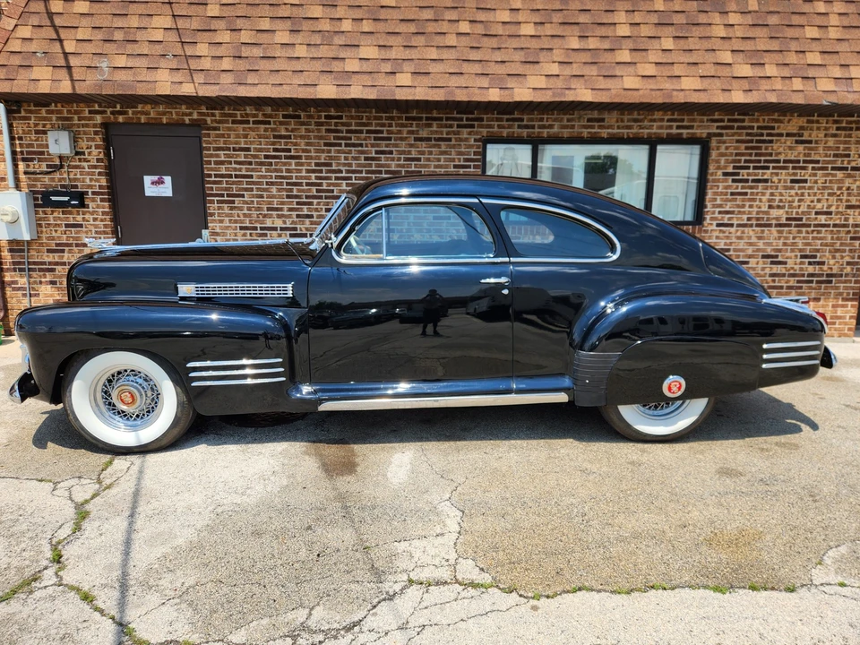 1941 Cadillac Series 61 - Image 3 of 31