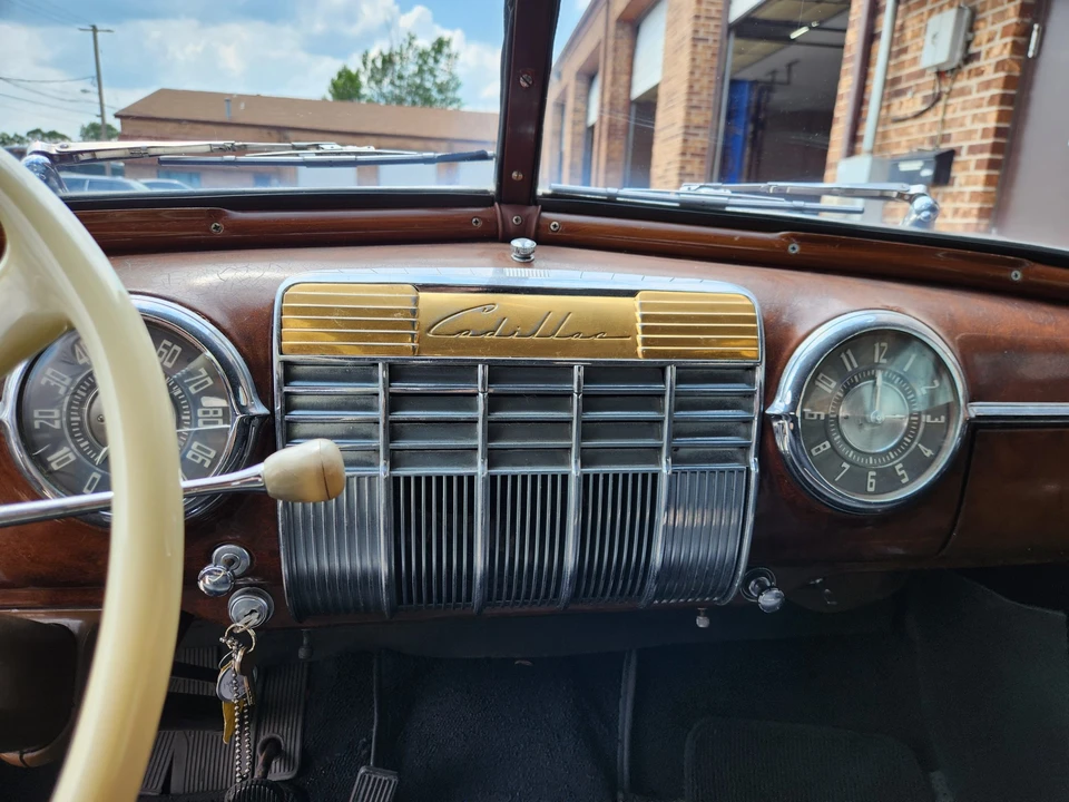 1941 Cadillac Series 61 - Image 22 of 31