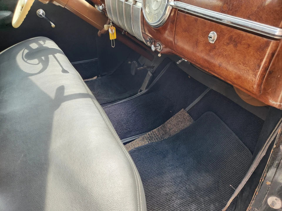 1941 Cadillac Series 61 - Image 25 of 31
