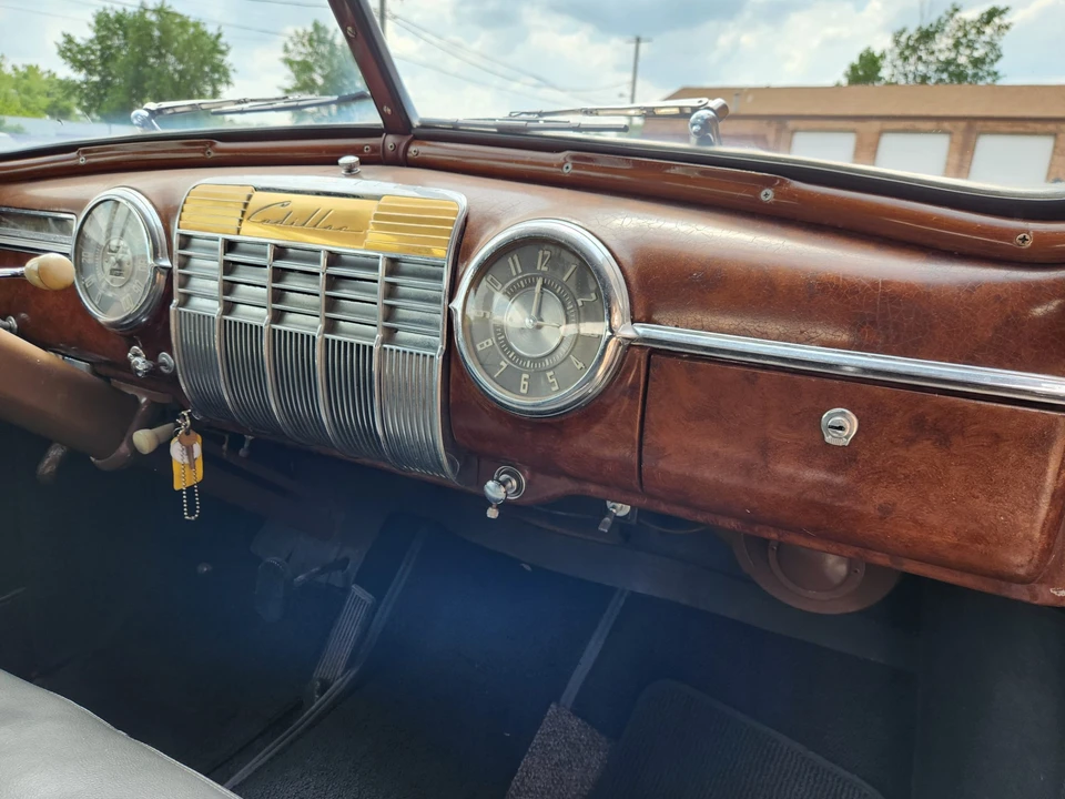 1941 Cadillac Series 61 - Image 23 of 31