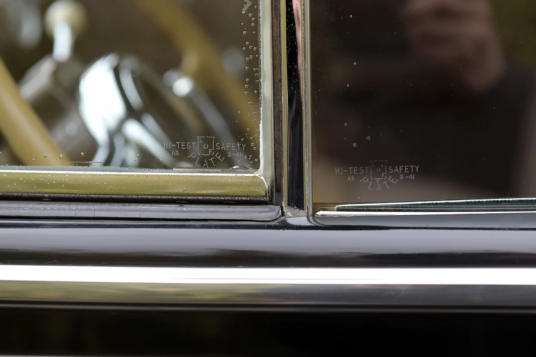 1941 Cadillac Series 61 - Image 16 of 31
