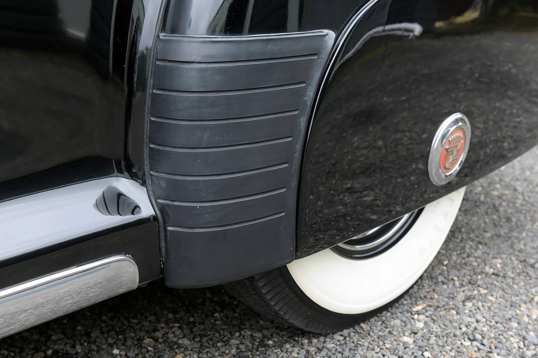 1941 Cadillac Series 61 - Image 17 of 31