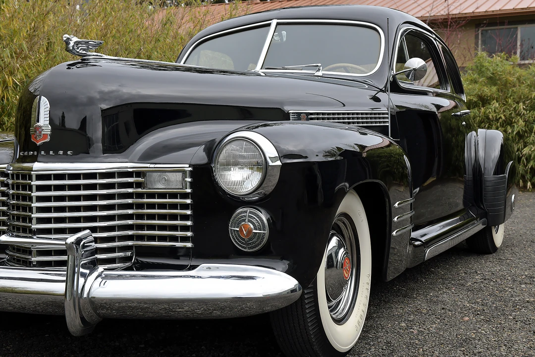 1941 Cadillac Series 61 - Image 3 of 31