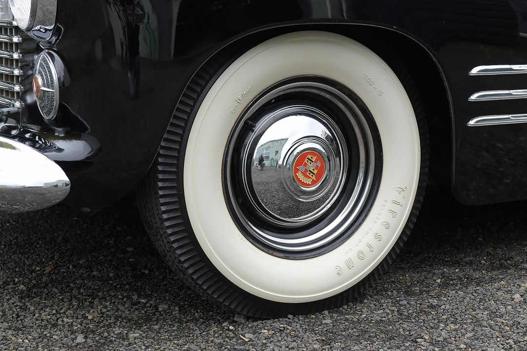 1941 Cadillac Series 61 - Image 8 of 31