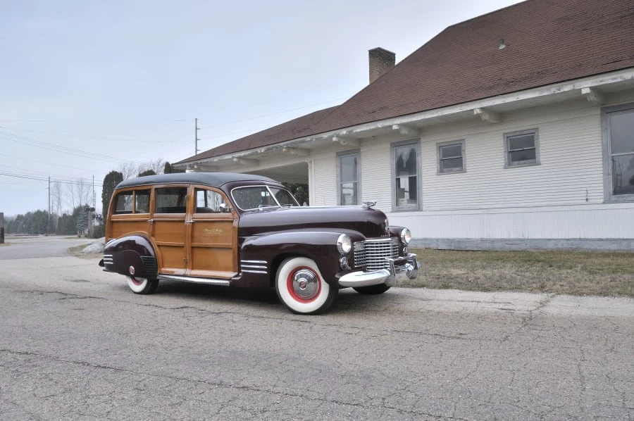 1941 Cadillac Series 61 - Image 2 of 12