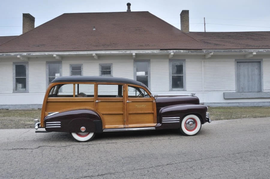 1941 Cadillac Series 61 - Image 4 of 12