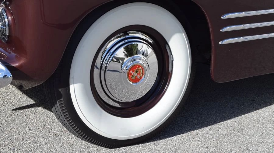 1941 Cadillac Series 61 - Image 9 of 12