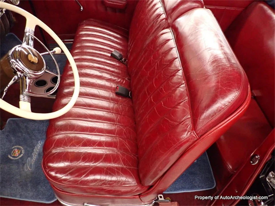 1941 Cadillac Series 62 1st Gen - Image 11 of 25