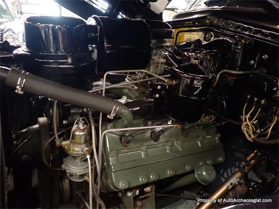 1941 Cadillac Series 62 1st Gen - Image 19 of 25
