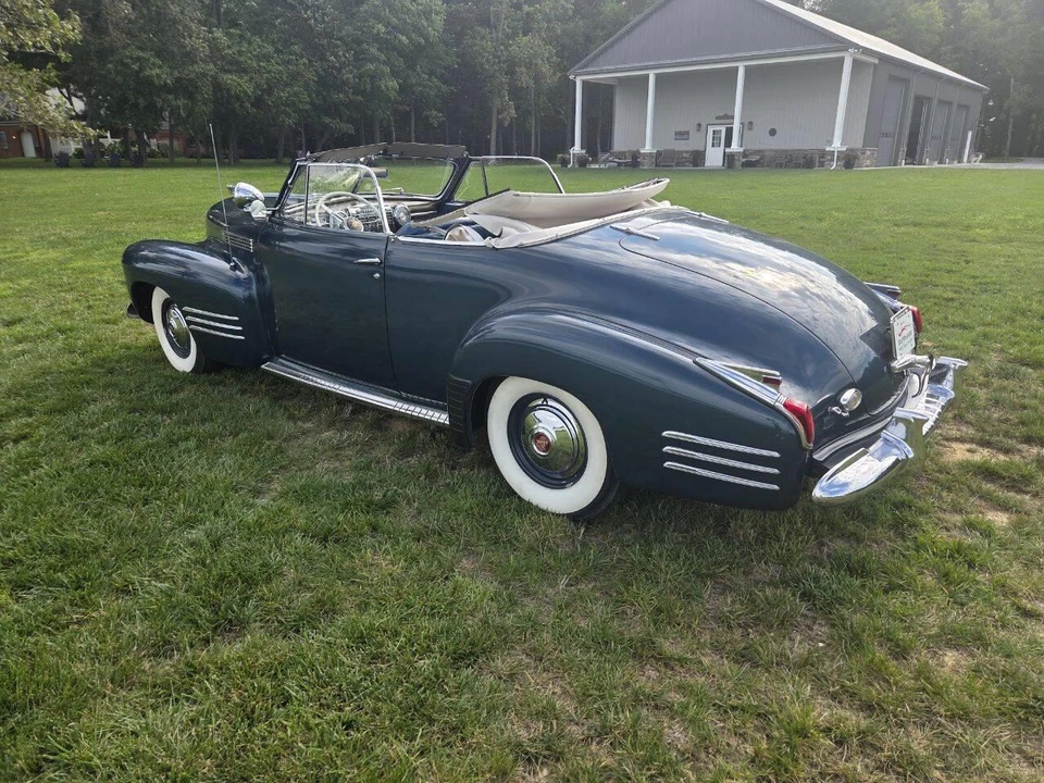 1941 Cadillac Series 62 1st Gen - Image 29 of 31