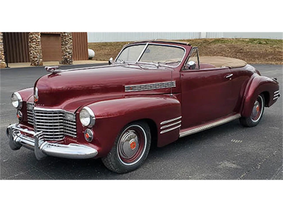 1941 Cadillac Series 62 1st Gen - Image 2 of 24