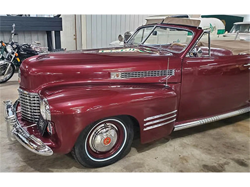 1941 Cadillac Series 62 1st Gen - Image 18 of 24