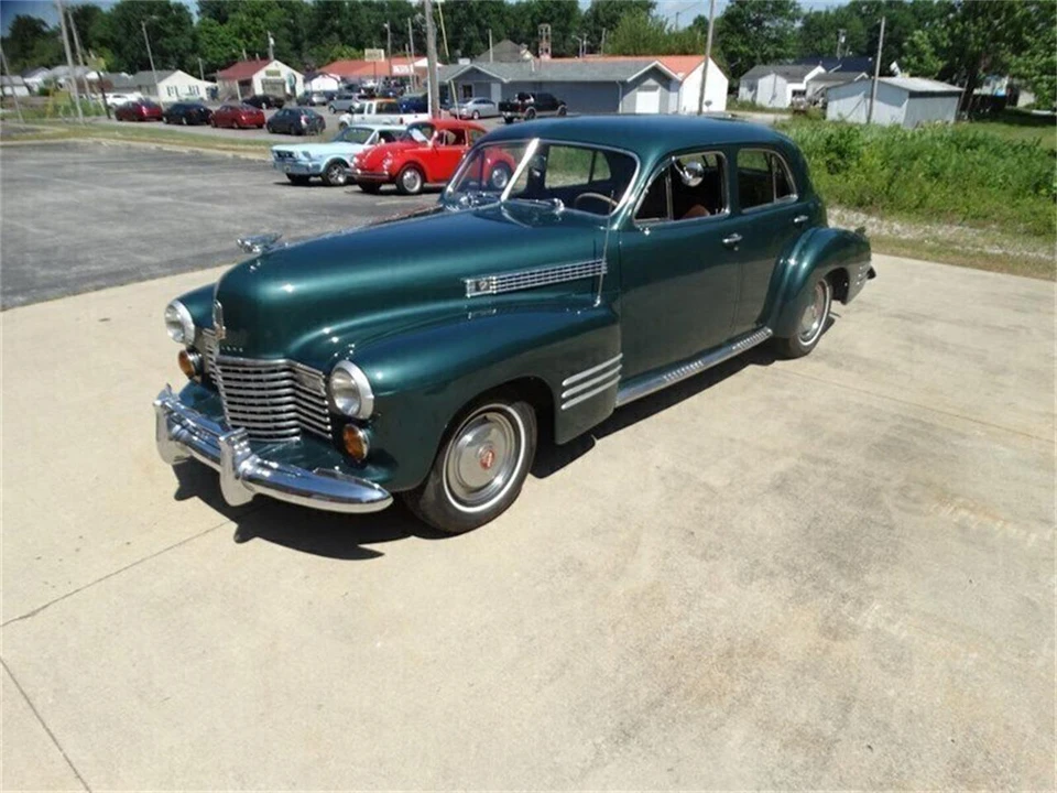 1941 Cadillac Series 62 1st Gen - Image 10 of 31