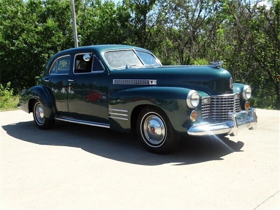 1941 Cadillac Series 62 1st Gen - Image 7 of 31