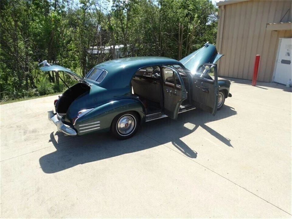 1941 Cadillac Series 62 1st Gen - Image 22 of 31