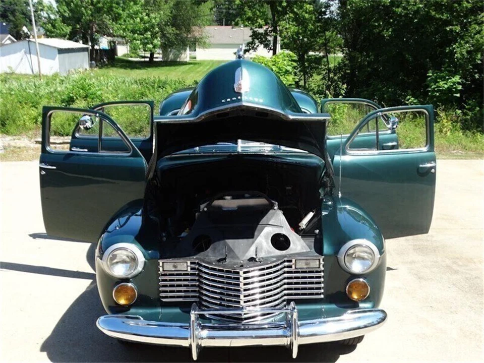 1941 Cadillac Series 62 1st Gen - Image 17 of 31