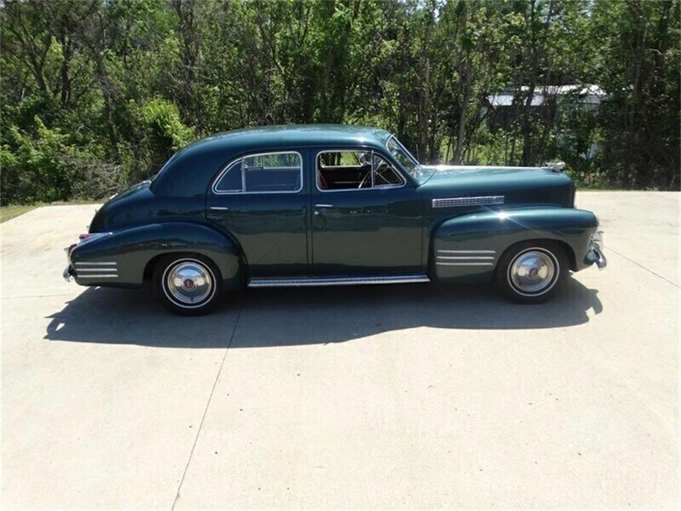1941 Cadillac Series 62 1st Gen - Image 15 of 31