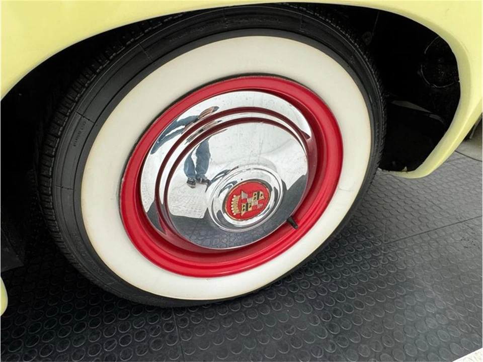 1941 Cadillac Series 62 1st Gen - Image 29 of 31