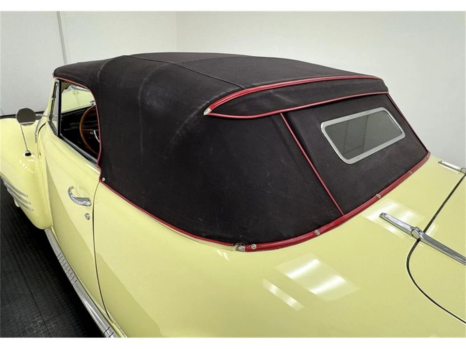 1941 Cadillac Series 62 1st Gen - Image 23 of 31