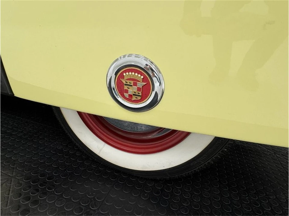 1941 Cadillac Series 62 1st Gen - Image 24 of 31