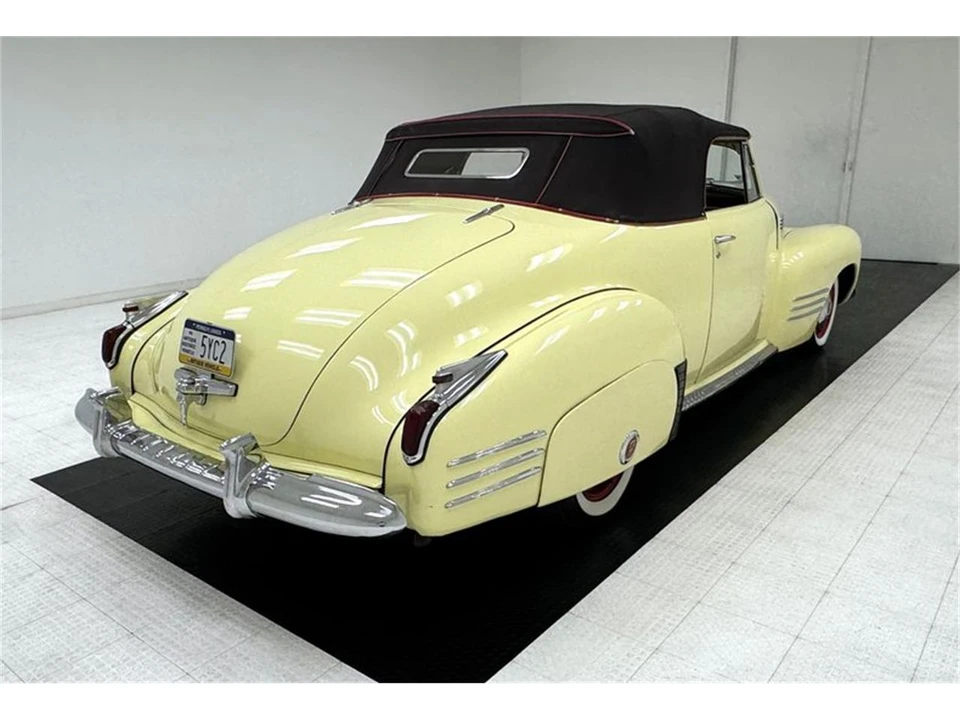 1941 Cadillac Series 62 1st Gen - Image 8 of 31