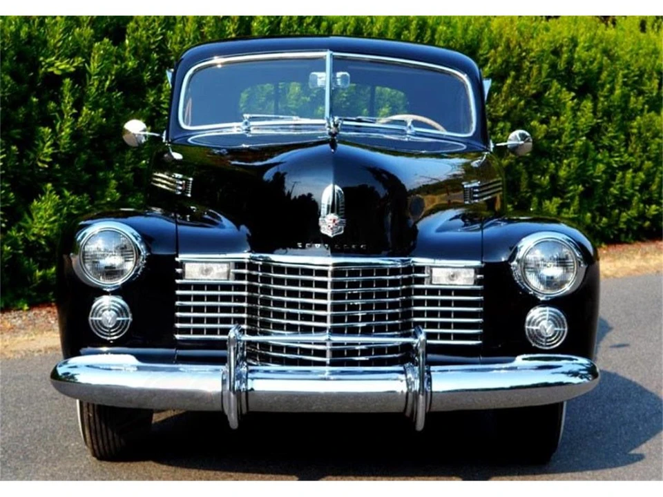 1941 Cadillac Series 62 1st Gen - Image 2 of 12