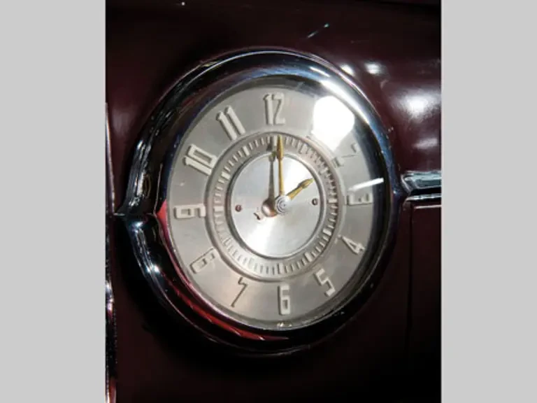 1941 Buick Roadmaster - Image 14 of 24