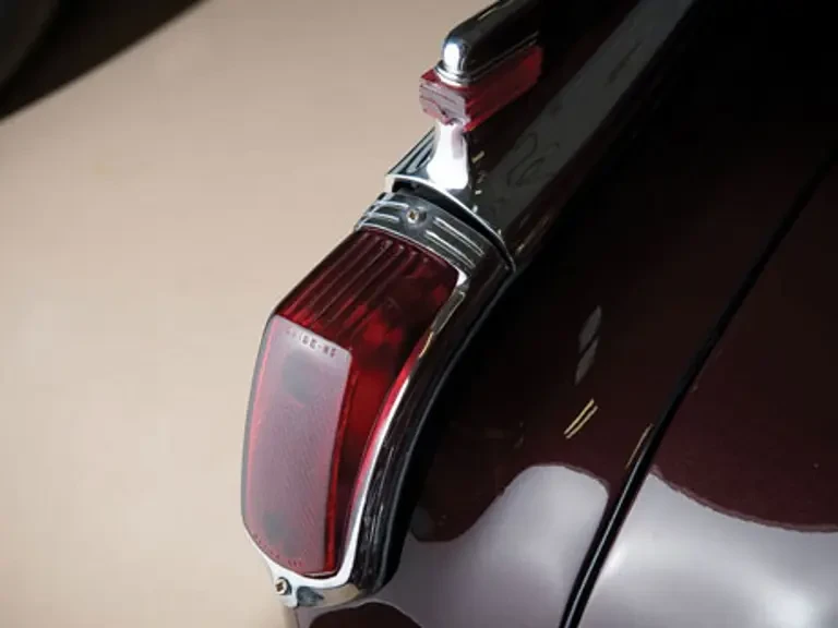 1941 Buick Roadmaster - Image 24 of 24