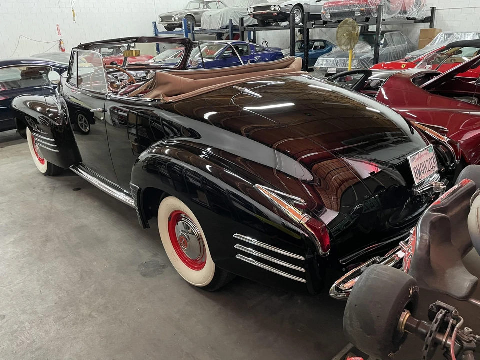 1941 Cadillac Series 62 1st Gen - Image 12 of 31