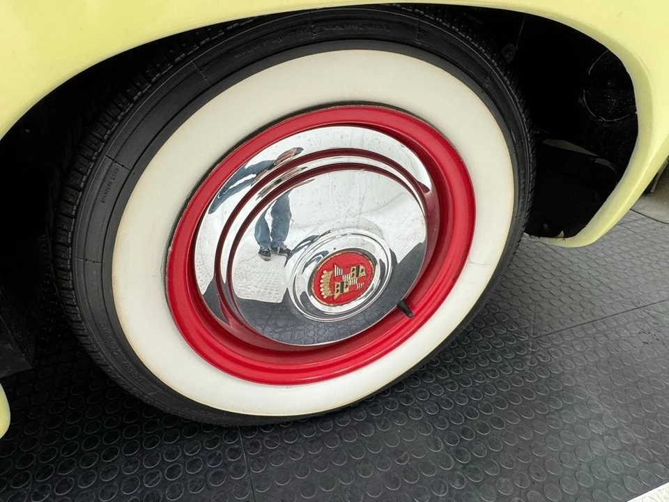 1941 Cadillac Series 62 1st Gen - Image 29 of 31