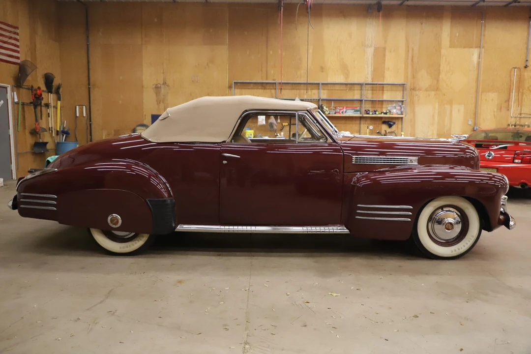 1941 Cadillac Series 62 1st Gen - Image 5 of 31