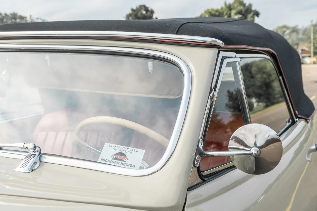 1941 Cadillac Series 62 1st Gen - Image 26 of 31
