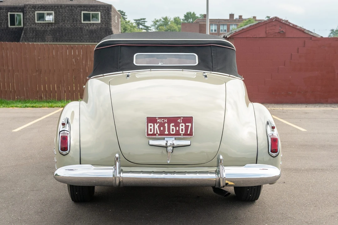 1941 Cadillac Series 62 1st Gen - Image 14 of 31