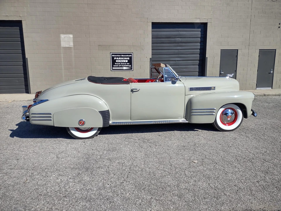 1941 Cadillac Series 62 1st Gen - Image 11 of 31