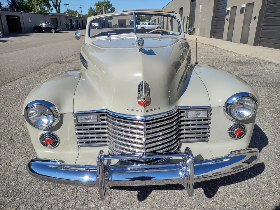 1941 Cadillac Series 62 1st Gen - Image 6 of 31