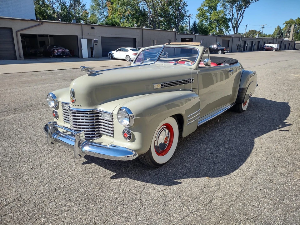 1941 Cadillac Series 62 1st Gen - Image 3 of 31