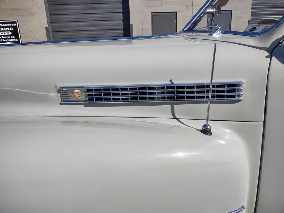 1941 Cadillac Series 62 1st Gen - Image 21 of 31