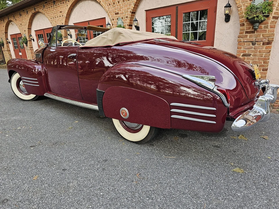 1941 Cadillac Series 62 1st Gen - Image 19 of 31