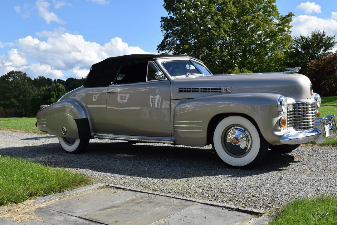 1941 Cadillac Series 62 1st Gen - Image 12 of 31