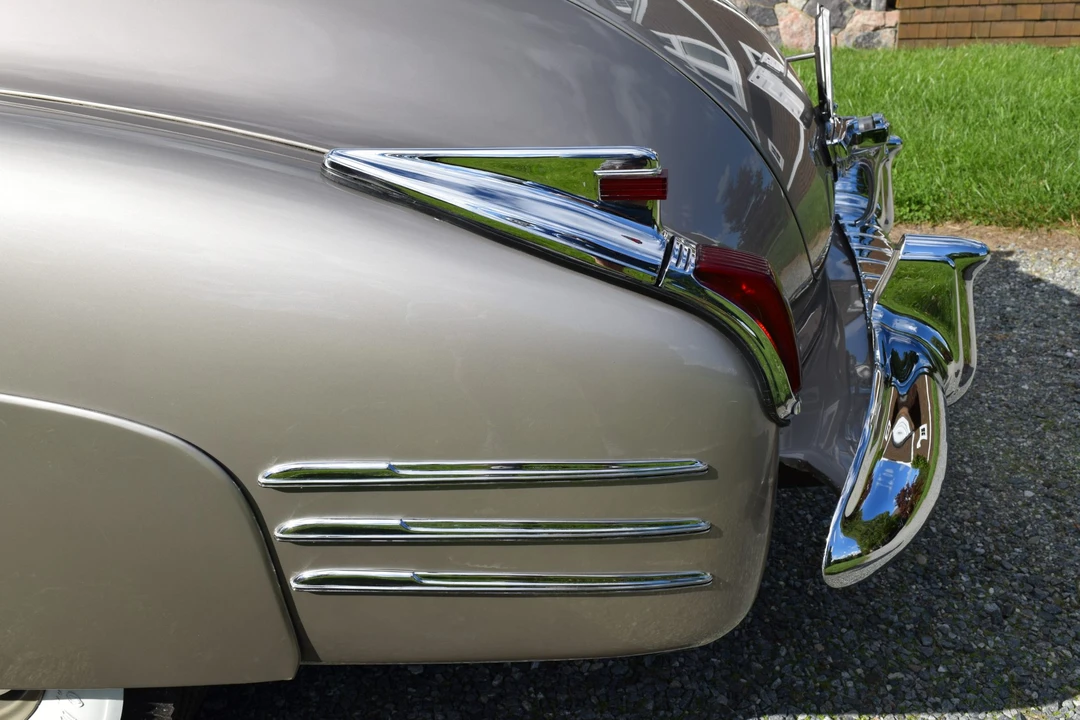 1941 Cadillac Series 62 1st Gen - Image 29 of 31