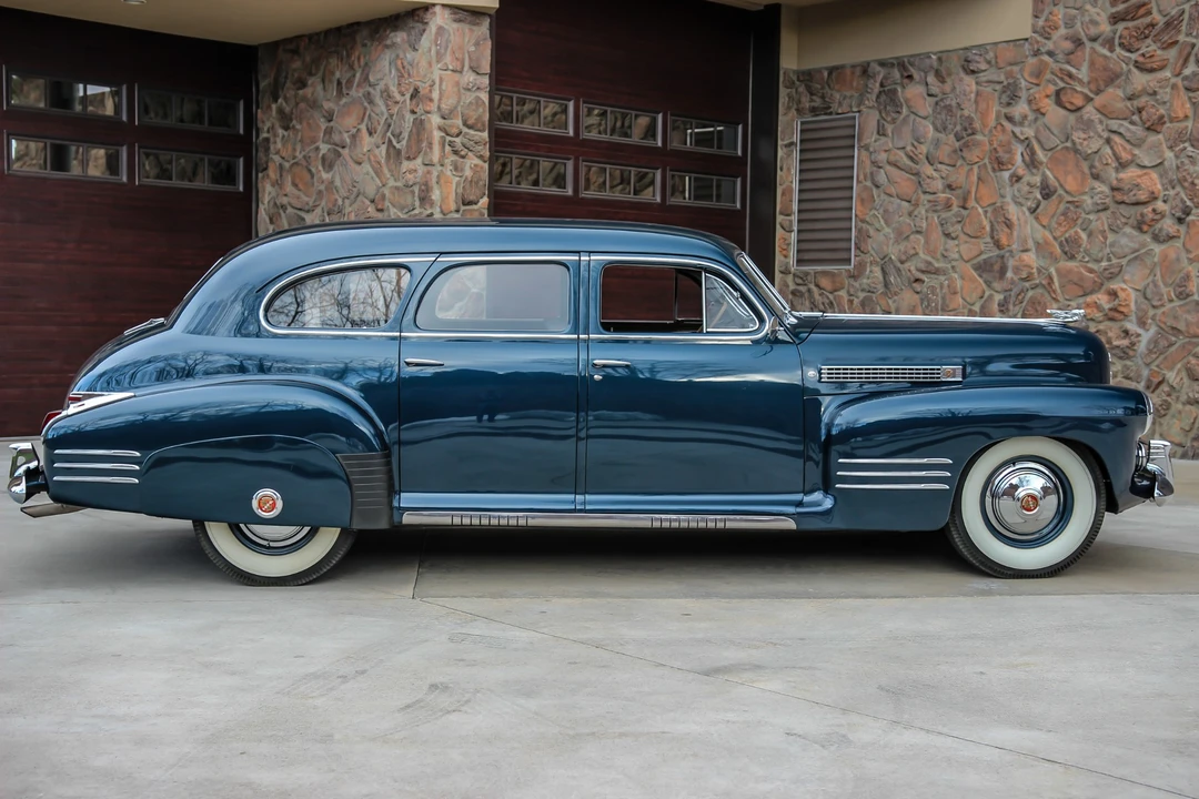 1941 Cadillac Series 70 & 75 - Image 4 of 31