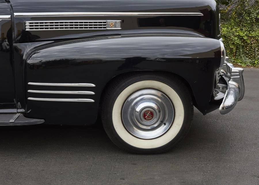 1941 Cadillac Series 70 & 75 - Image 10 of 24