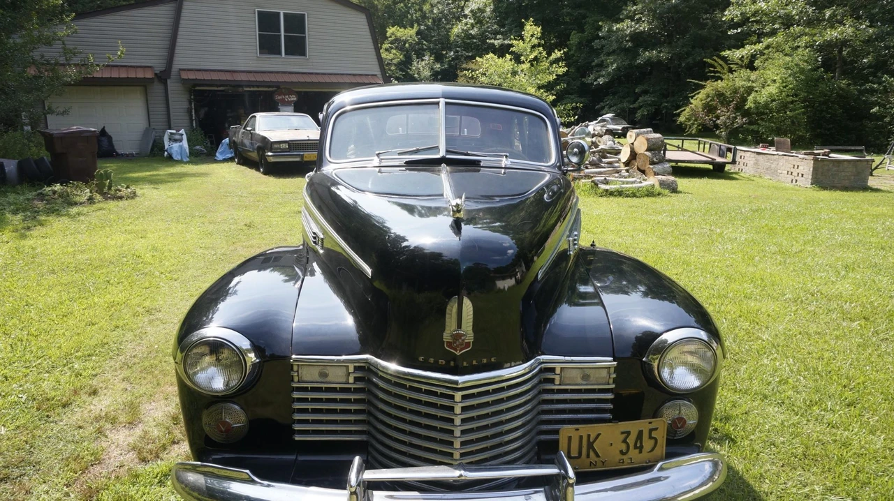 1941 Cadillac Series 70 & 75 - Image 13 of 31