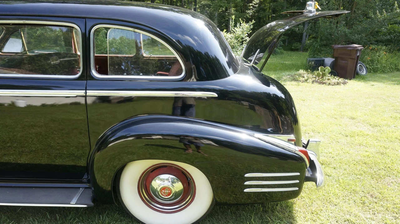 1941 Cadillac Series 70 & 75 - Image 21 of 31