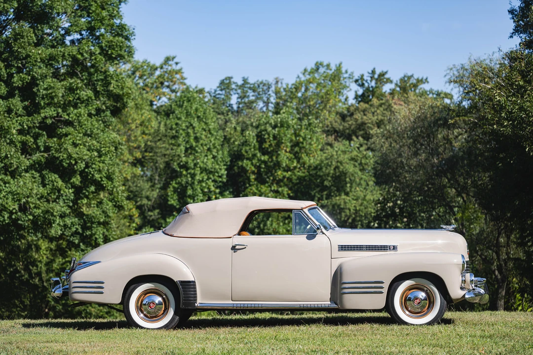 1941 Cadillac Series 62 1st Gen - Image 21 of 31